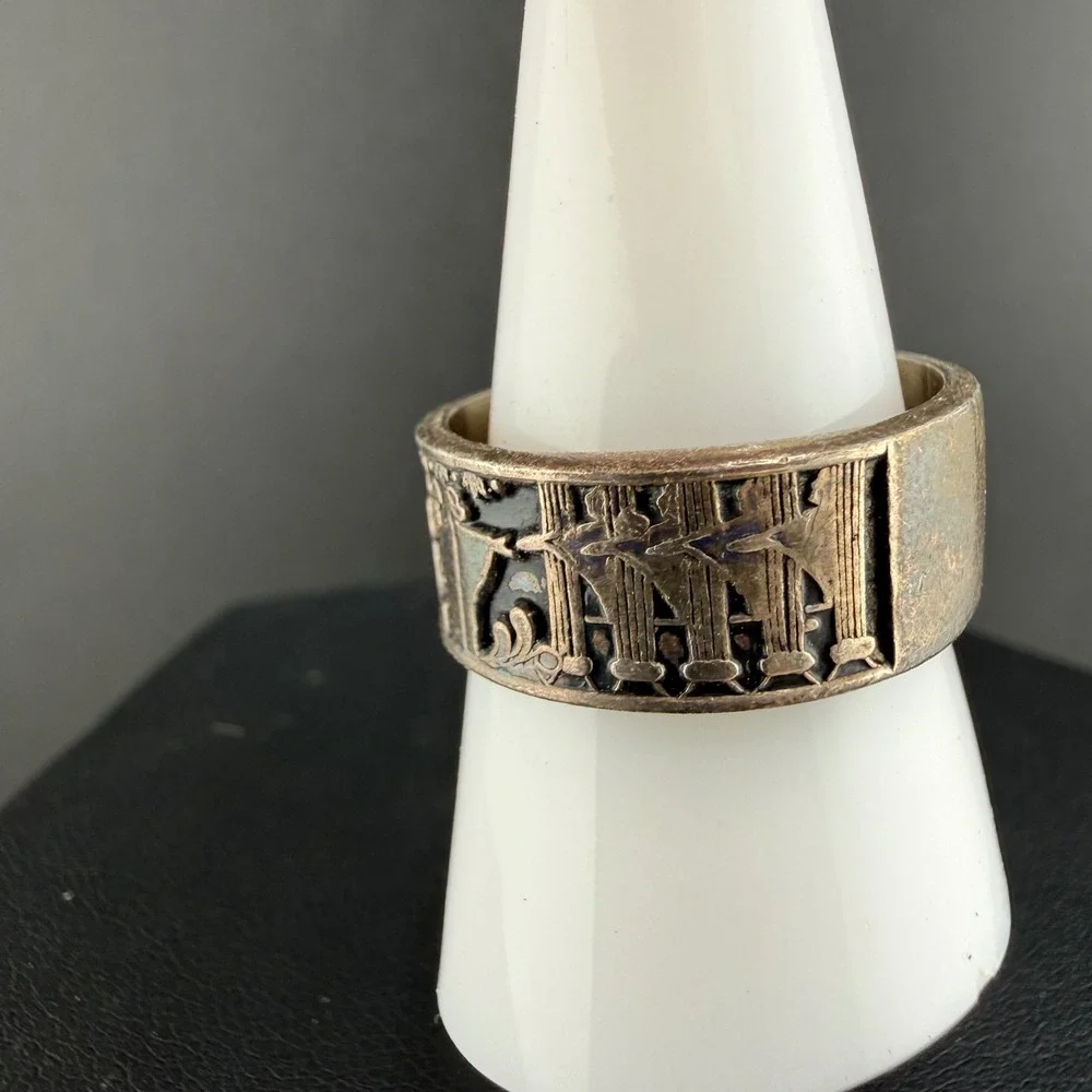 Vintage Signed Sterling Band Ring Story Teller Relief Enamel 9.5